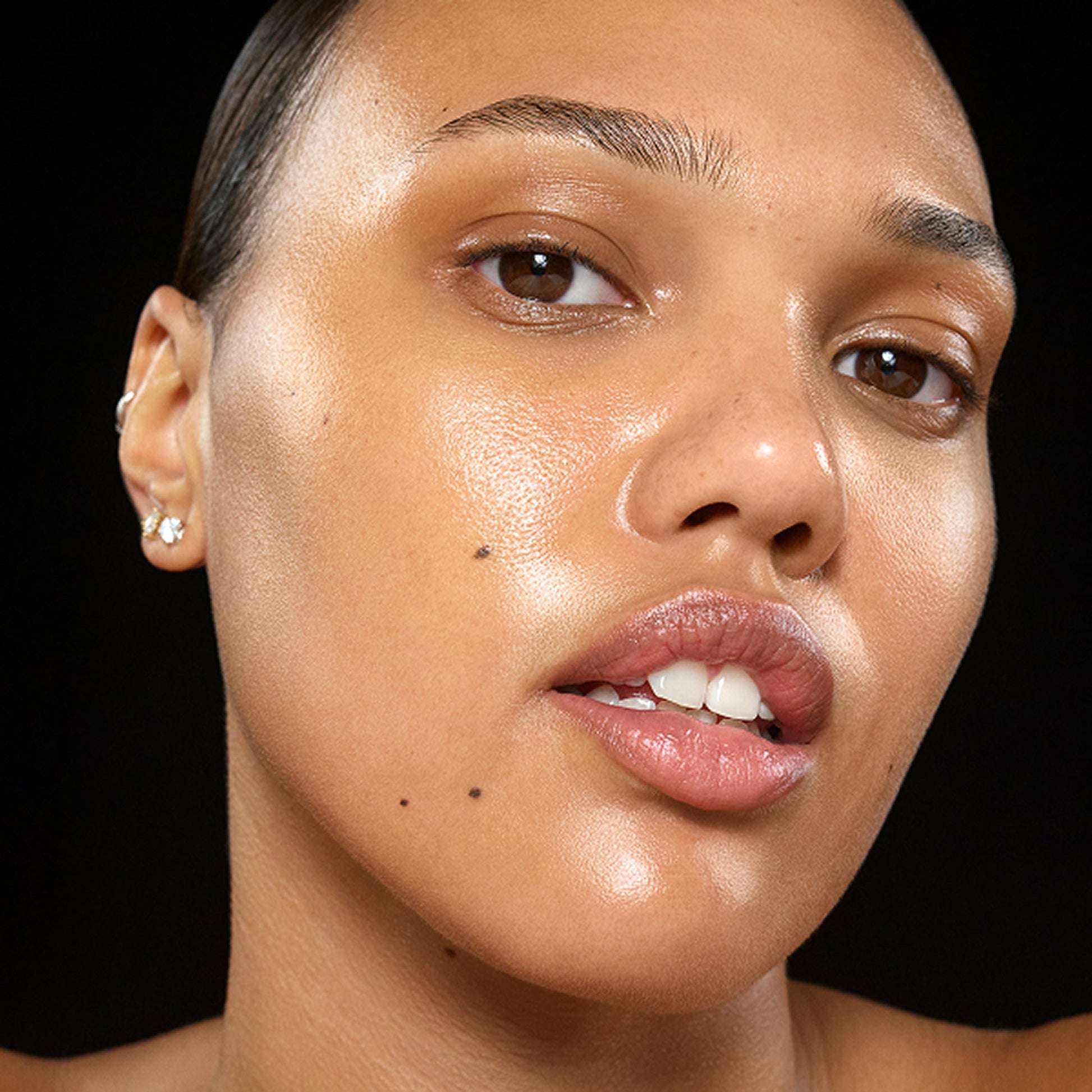 the-bestselling-intro-to-great-skin-f6 InsiderKit_UK_Model2_2000x2000_d49c66d7-afe9-44f8-93cf-038360f6f620.jpg