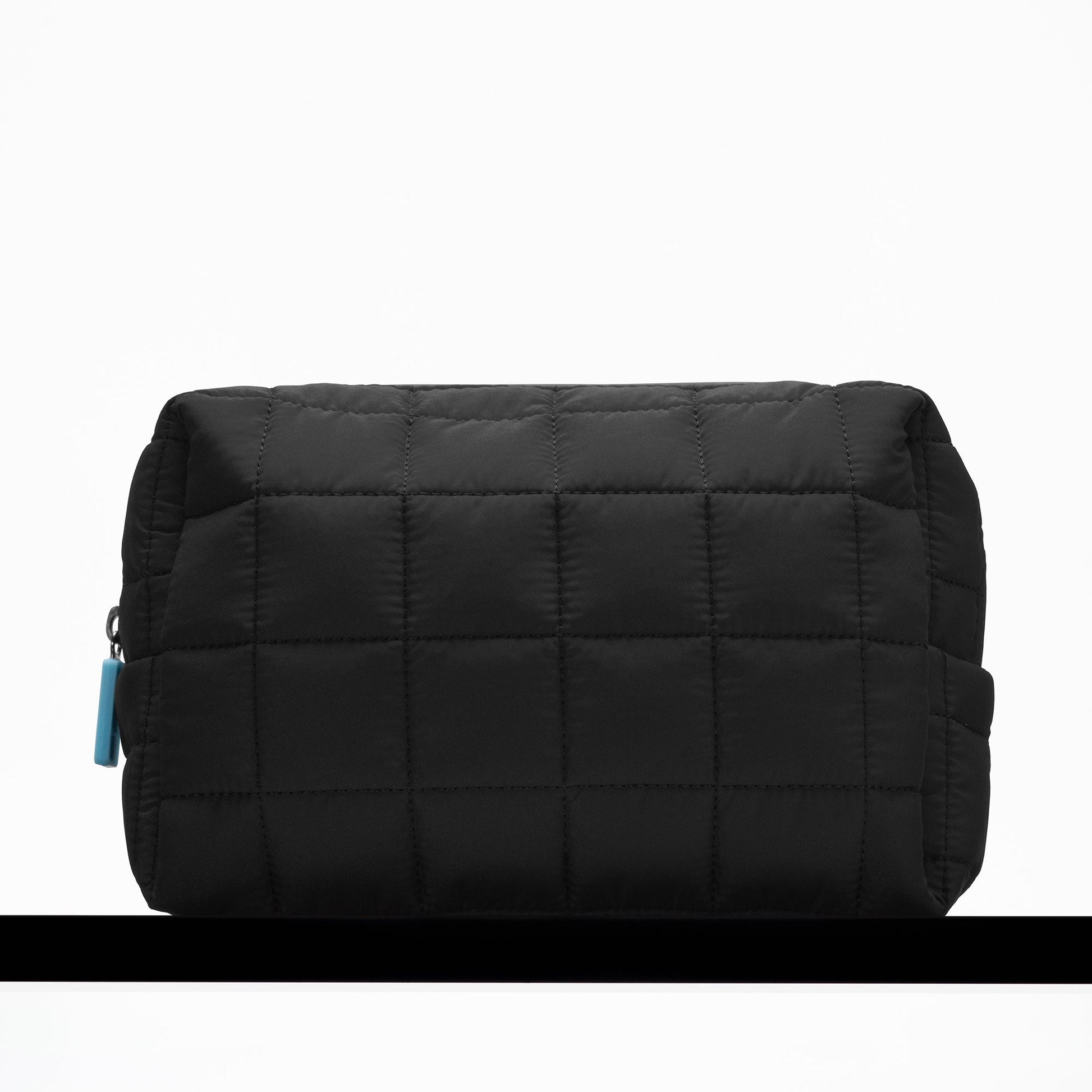 the-inkey-list-washbag-j9 washbag-hydration-04.jpg
