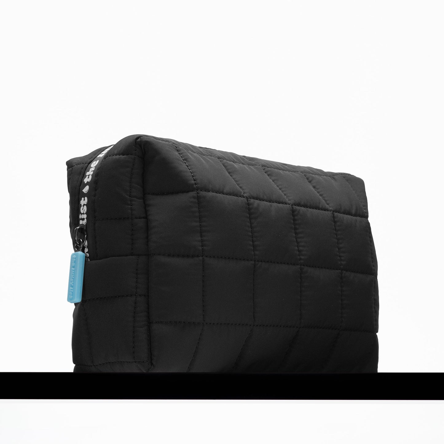 the-inkey-list-washbag-j9 washbag-hydration-05.jpg